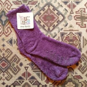 Muk Luks Original Aloe Infused Chenille Socks